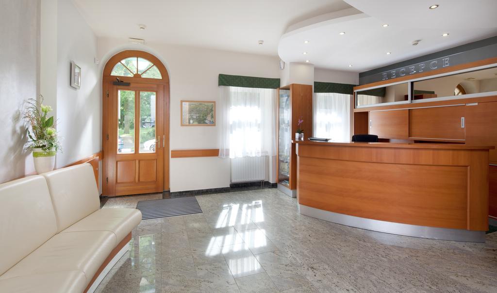 Františkovy Lázně Hotel Reza מראה חיצוני תמונה
