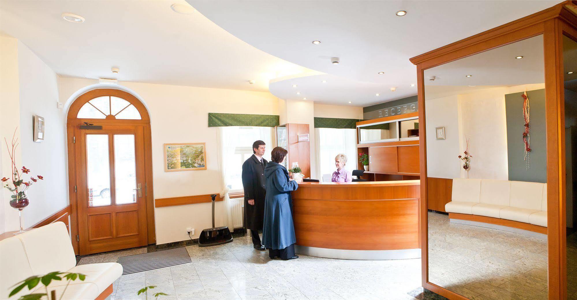 Františkovy Lázně Hotel Reza מראה חיצוני תמונה